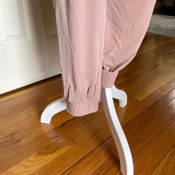 NWOT EXPRESS LOUGE SET - Picture 3 of 12